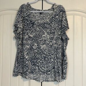 Blue and white t-shirt by Chaps in size 3X